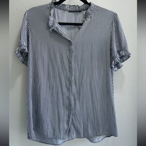 T Tahari Gray Ruffled Mandarin Collar Blouse